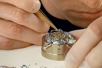 成都劳力士全自动机械表为何不走去哪里维修