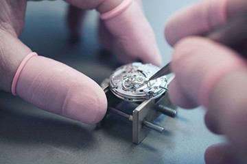 成都劳力士手表维修服务地址查询